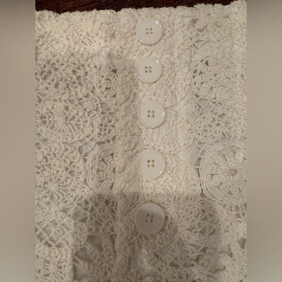 Anthropologie Maeve Ivory Crochet Eyelet Shorts Size 00 - Picture 4 of 8